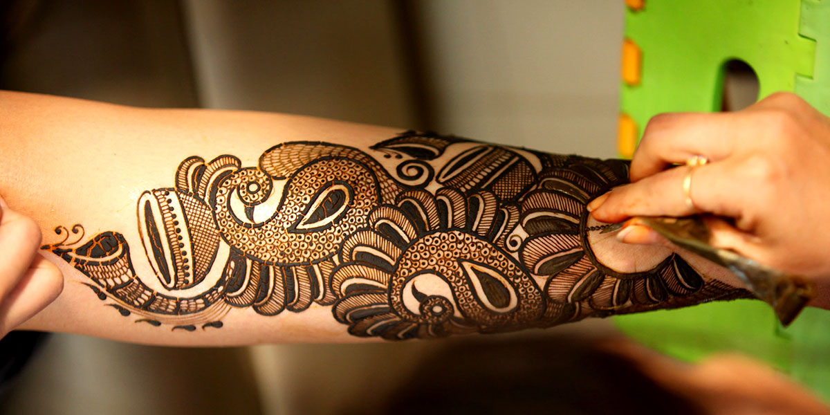 Top Mehndi Artist In Delhi Top Mehndi Artist In Delhi